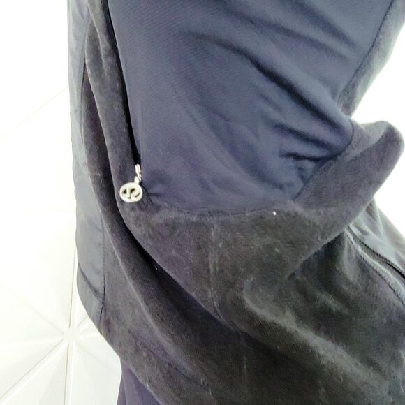Lululemon Women's Black RUN: Gus Buster Sleeveless Full-Zip Vest Size 4 - Picture 7 of 12